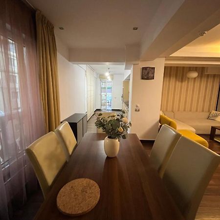 Large 2 Bedroom Apartment Soseaua Nordului Бухарест Экстерьер фото