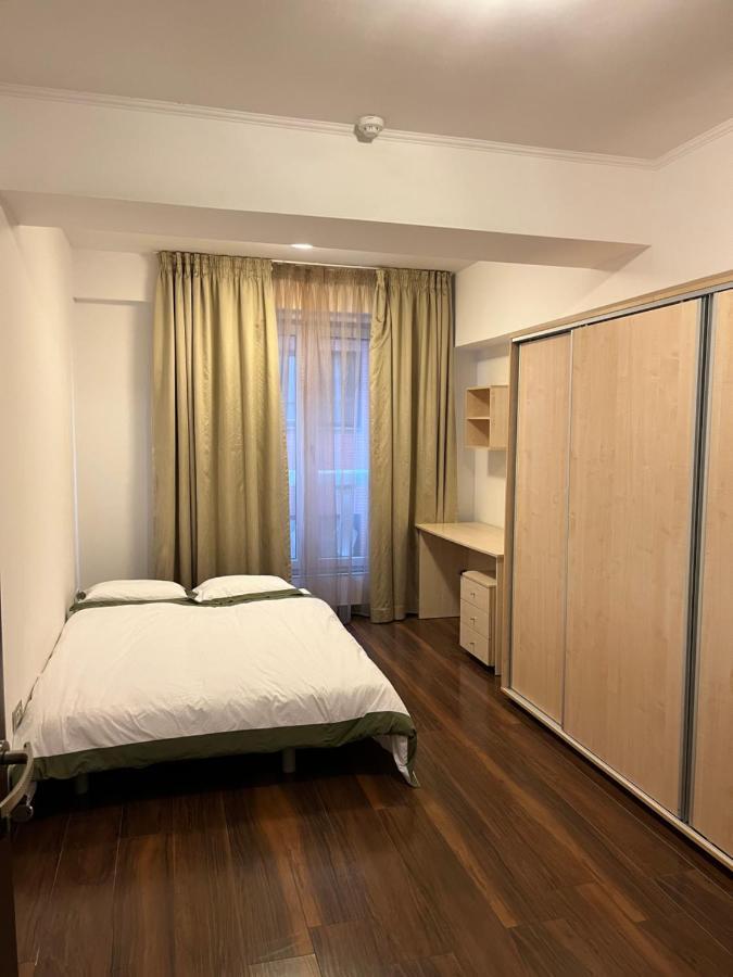 Large 2 Bedroom Apartment Soseaua Nordului Бухарест Экстерьер фото